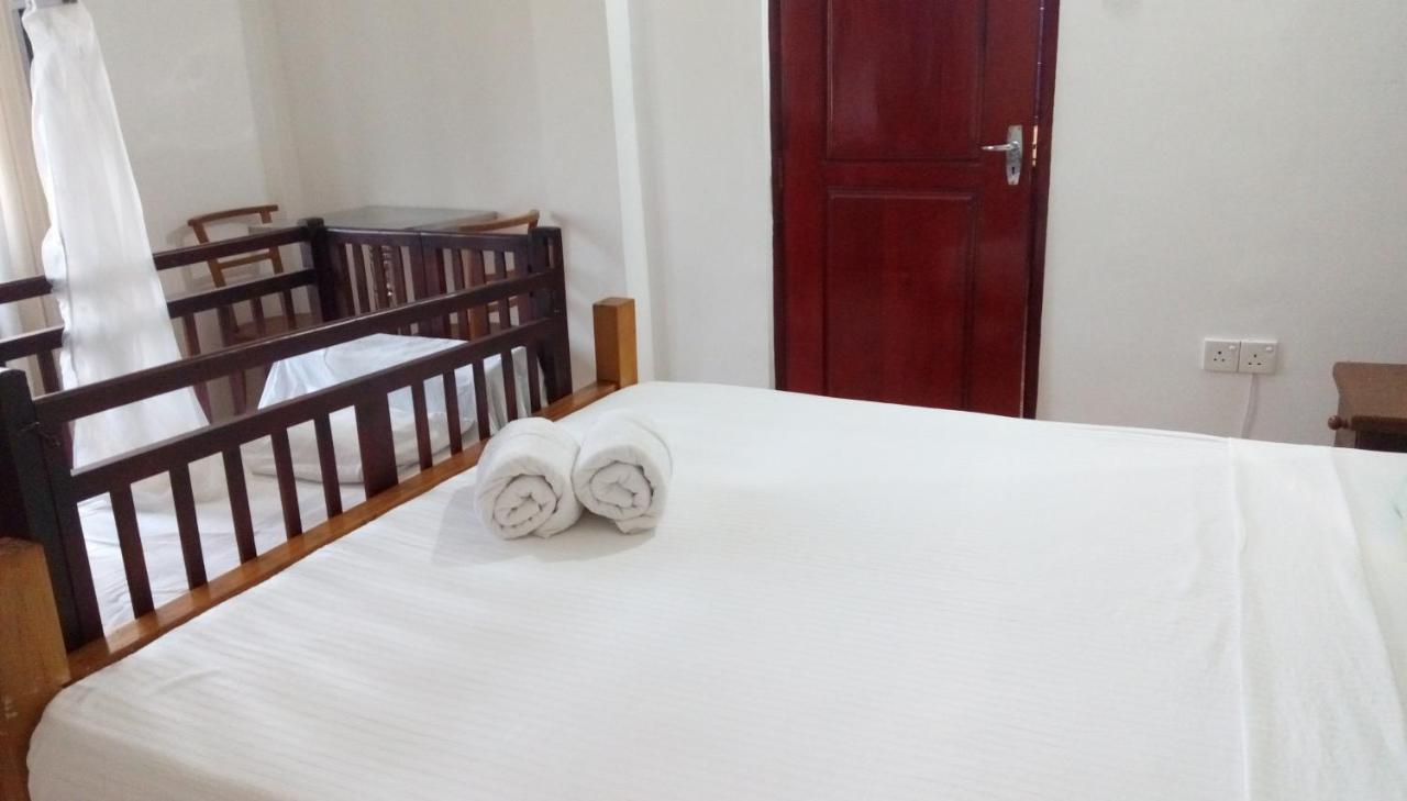 Cacao Hotel Katunayaka Buitenkant foto