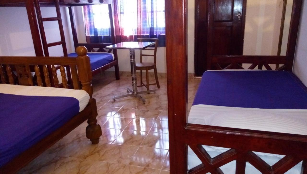 Cacao Hotel Katunayaka Buitenkant foto
